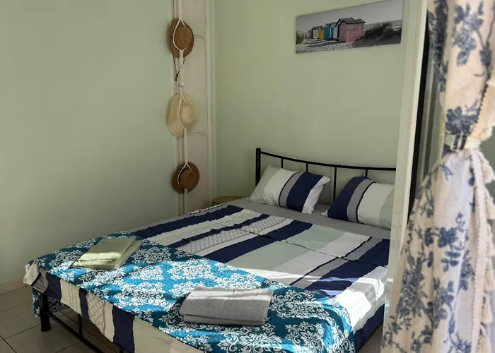 Taki's Place Апартаменты Кавала