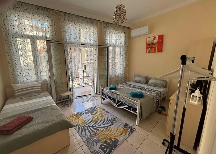 Taki's Place Апартаменты